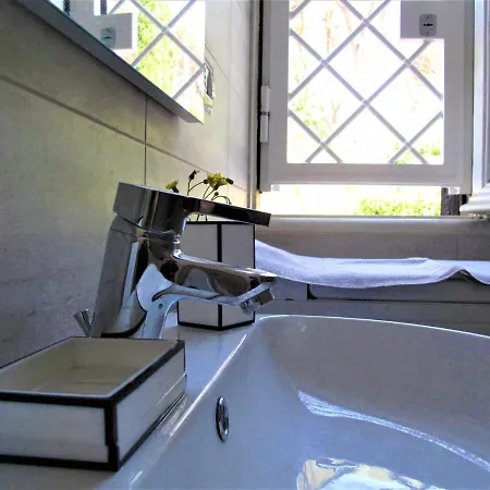 Duchi Di Castro Chic Apartment